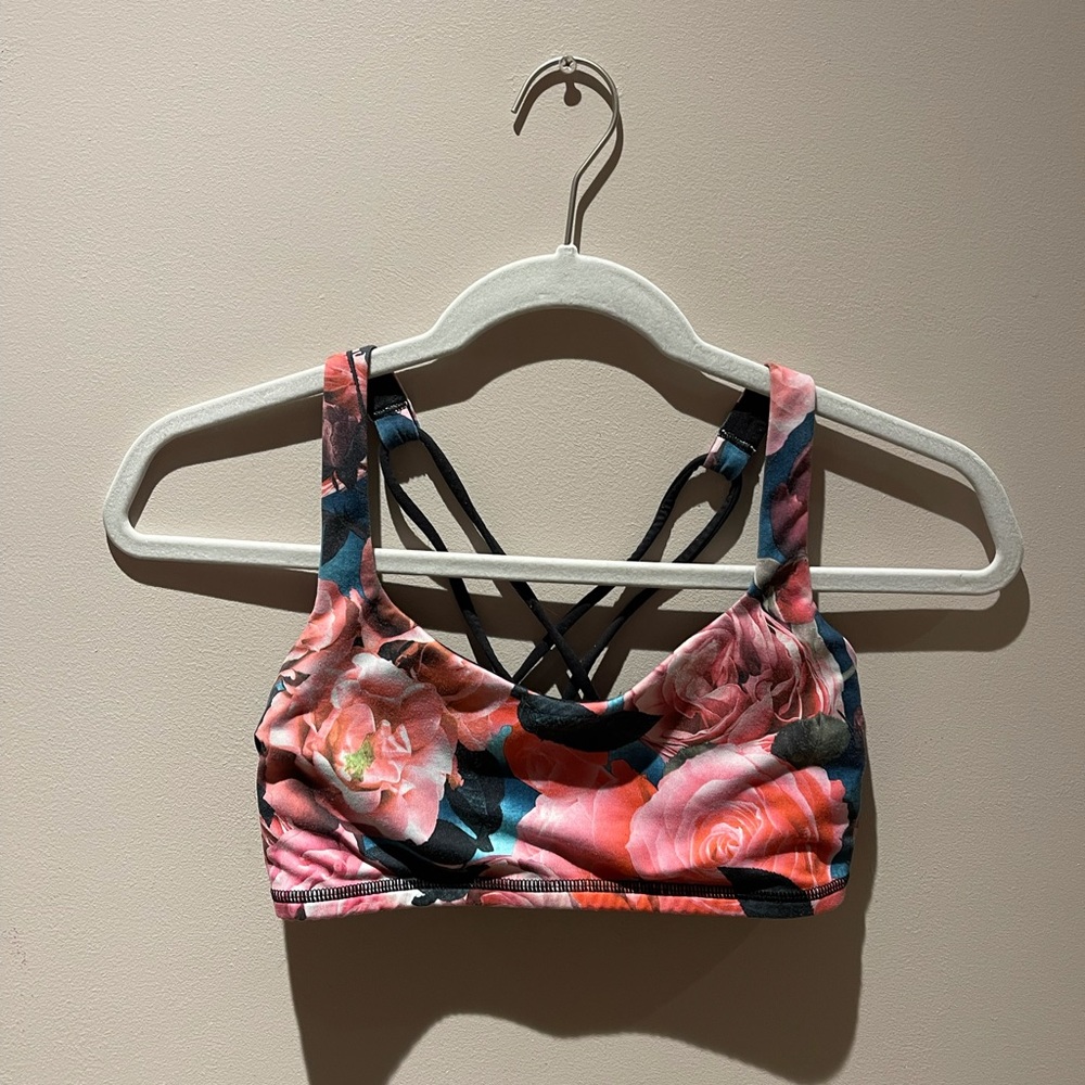 Lululemon free to be bra 4